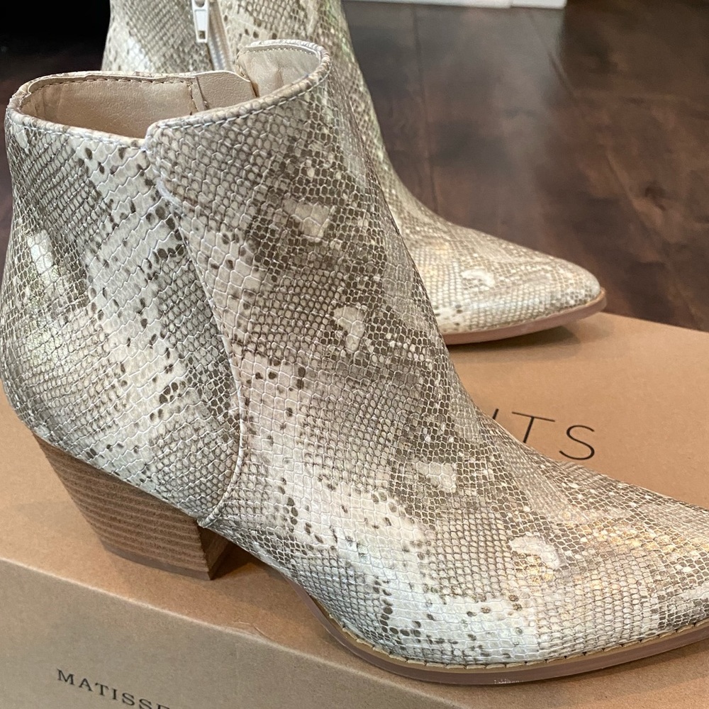 Coconut Matisse Booties